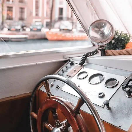 Botel Aqua Amsterdam